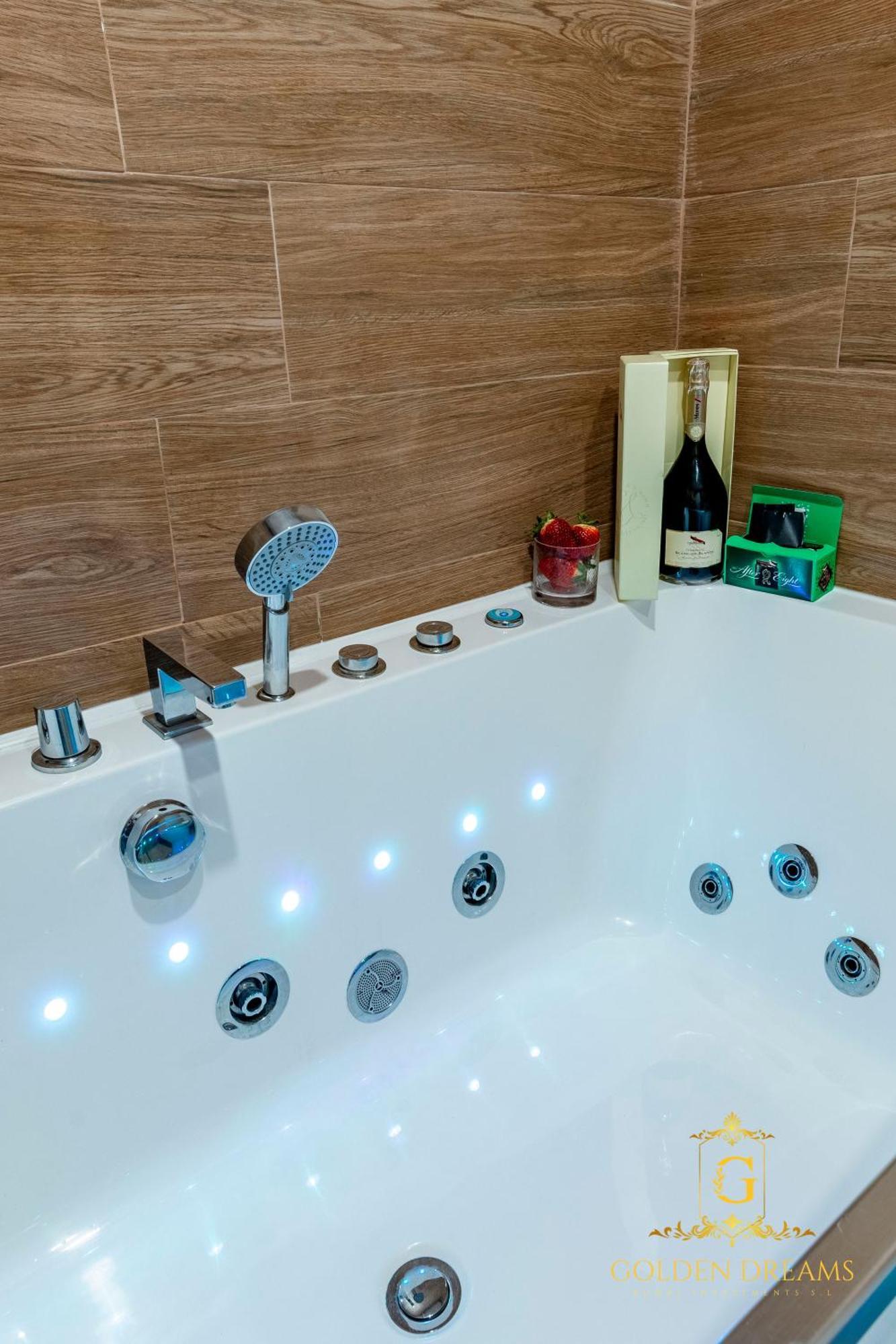 Luxe Apartment Madrid 7 Paradas De Metro De Sol Екстер'єр фото